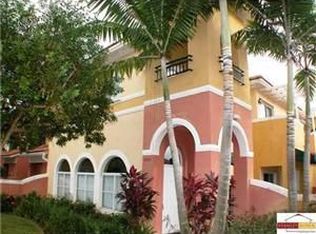 906 Santa Catalina Cir, Pompano Beach, FL 33068