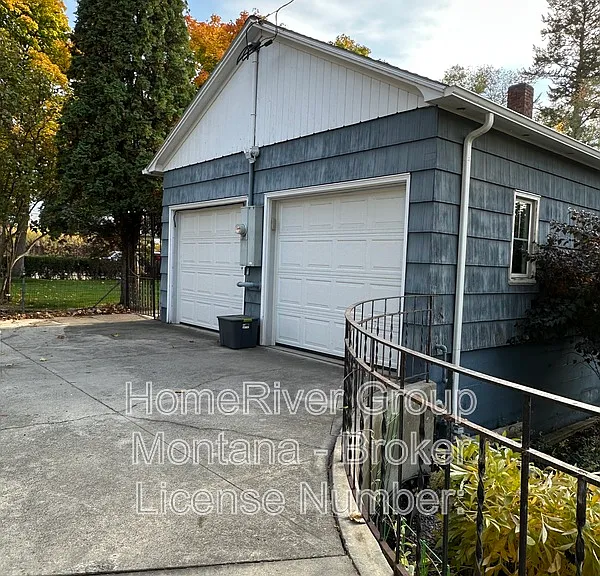 909 Longstaff St — Photo 4