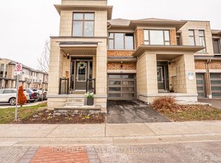 58 Donald Fleming Way #136, Whitby, ON L1R0N8