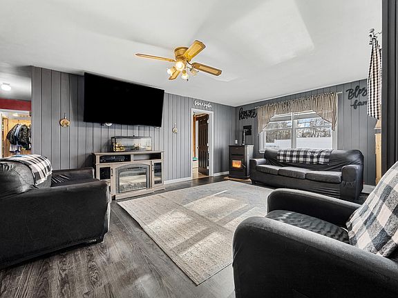 5th image of 104 N Bend Road