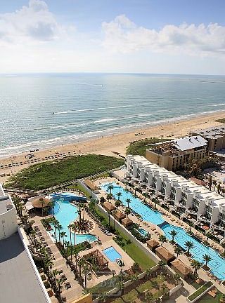4th image of 310A Padre Blvd
