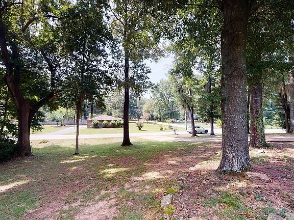 2nd image of 10701 Palomino Dr N