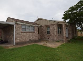1237 W Bishop St, Weatherford, TX 76086