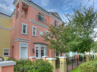 2308 Victoria Gardens Ln, Tampa, FL 33609