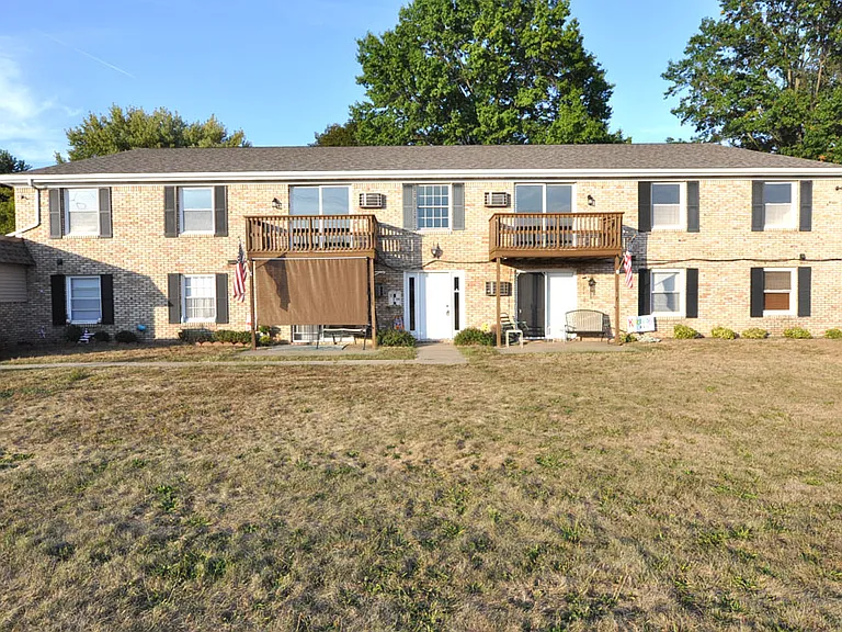 10283 State Highway 212 NE #D — Photo 1