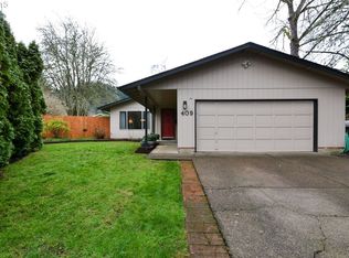 409 64th St, Springfield, OR 97478