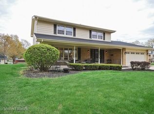 8S175 Washington St, Darien, IL