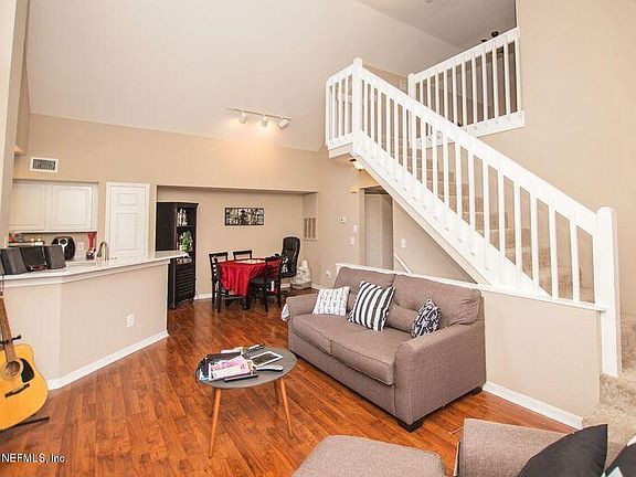 5th image of 13703 RICHMOND PARK Drive N #2807