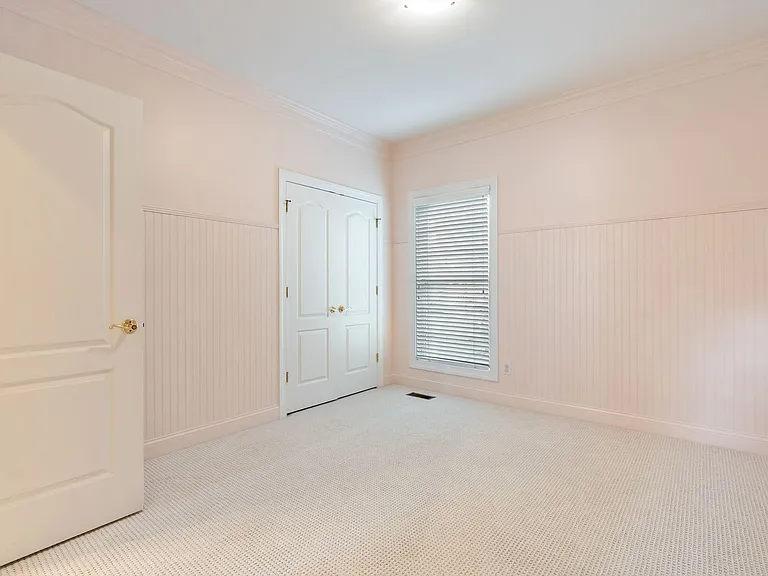 30135 Porter Dr — Photo 5