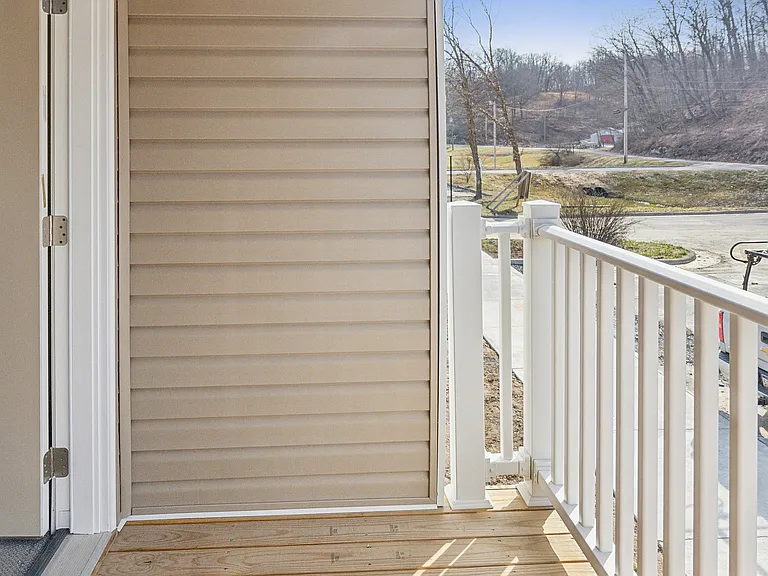 400 Tremont Park Cir — Photo 19
