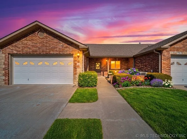 505 Saint Andrews Cir, Grove, OK 74344