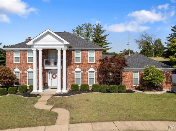13449 Pocasset Dr, Saint Louis, MO 63128