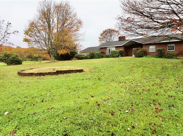 451 Goodridge Rd, Northern Cambria, PA 15714