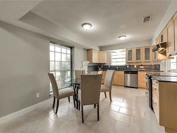 5th image of 1501 British Blvd