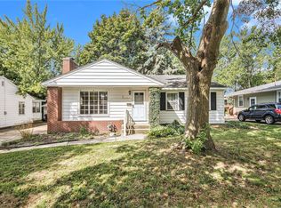 1915 Diamond Ave NE, Grand Rapids, MI