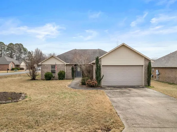 405 Hickory Cv, Heber Springs, AR 72543