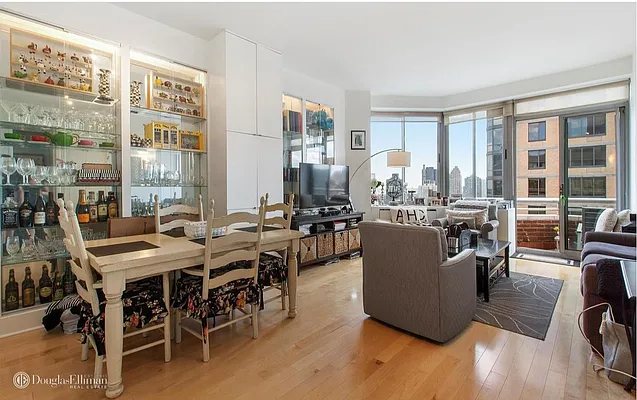 Rented by Douglas Elliman | media 17