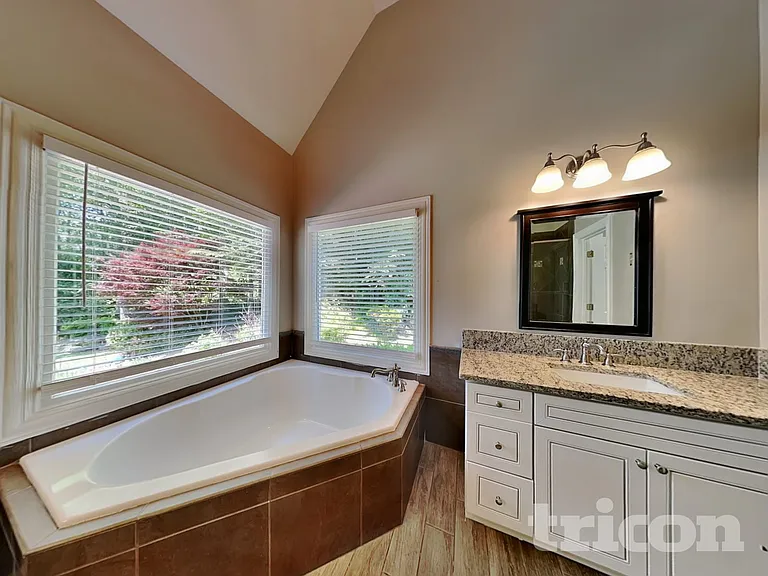 195 Forrest Lake Rd — Photo 9