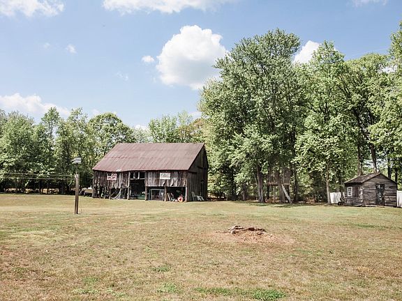 5th image of 8155 Wheatley Rd