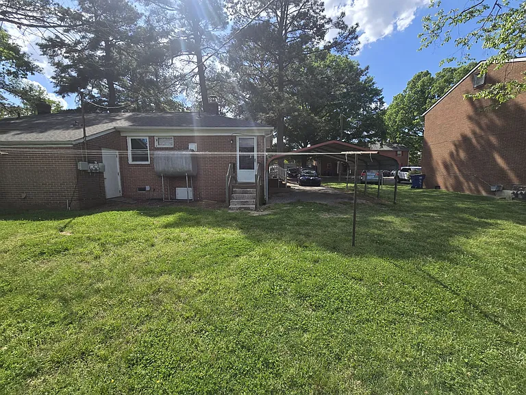 5225 Collindale Rd — Photo 9