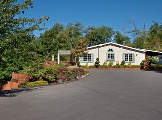 126 Speer Dr, Kelso, WA 98626