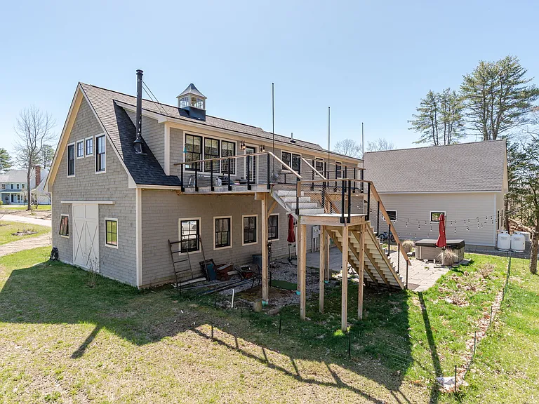 17 Greta Way #A — Photo 33