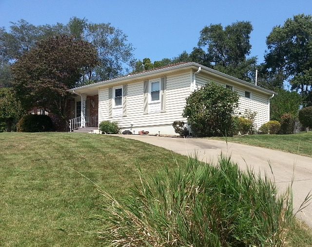 1st image of 2939 S 46th St
