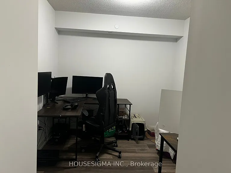 1480 Bayly St #1110 — Photo 7