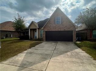 69317 Taverny Ct, Madisonville, LA 70447