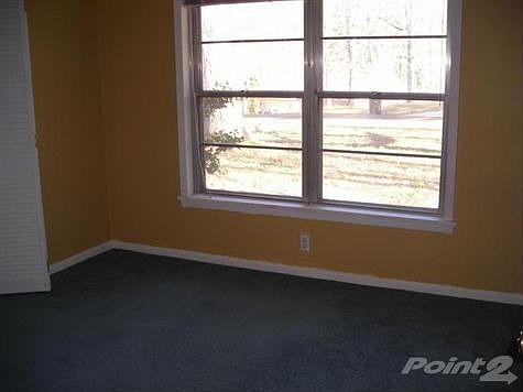 500 Robert Street 007