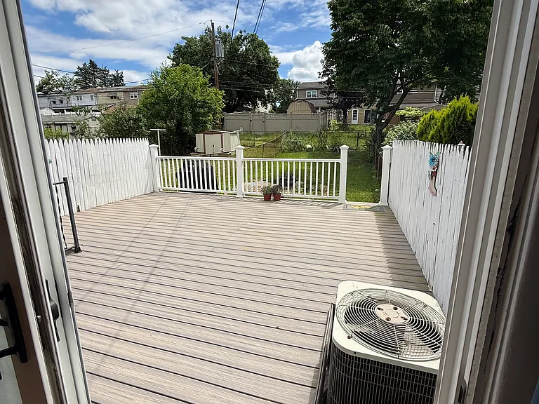 417 Carolina Ave — Photo 17