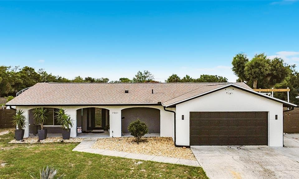 1st image of 1501 AVALON BOULEVARD
