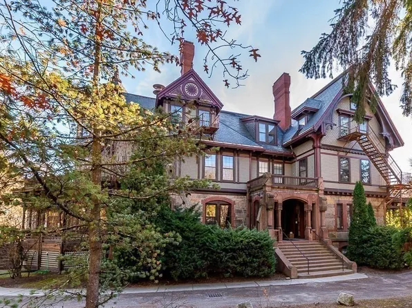 1000 Centre St Unit 4, Jamaica Plain, MA 02130