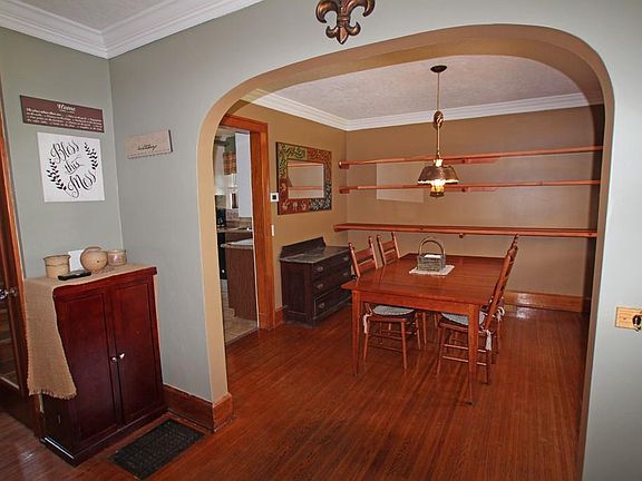 2nd image of 585 Holley St