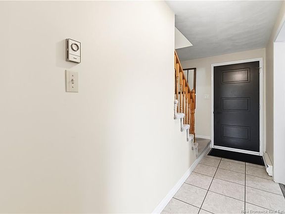 4th image of 28 Sheraton Green Rd