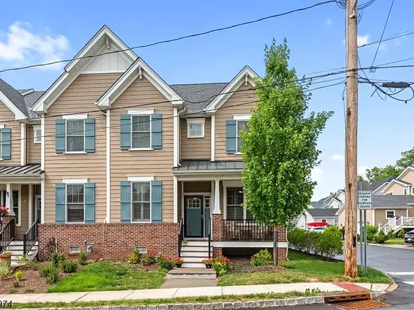 5 8th St, Frenchtown, NJ 08825