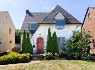 15615 Fernway Ave, Cleveland, OH 44111