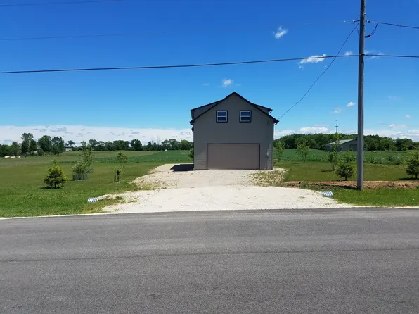 718 S Olbrich Rd, Harvard, IL 60033