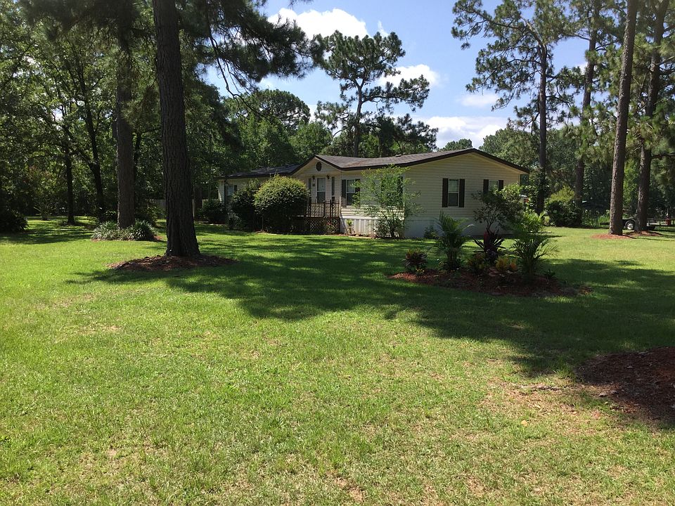 2nd image of 107 Cypress Cir
