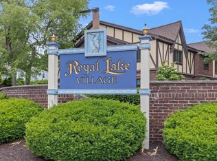 10 Royal Lake Dr APT 8, Braintree, MA 02184
