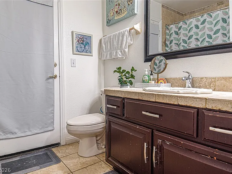 9009 Feather River Ct — Photo 28
