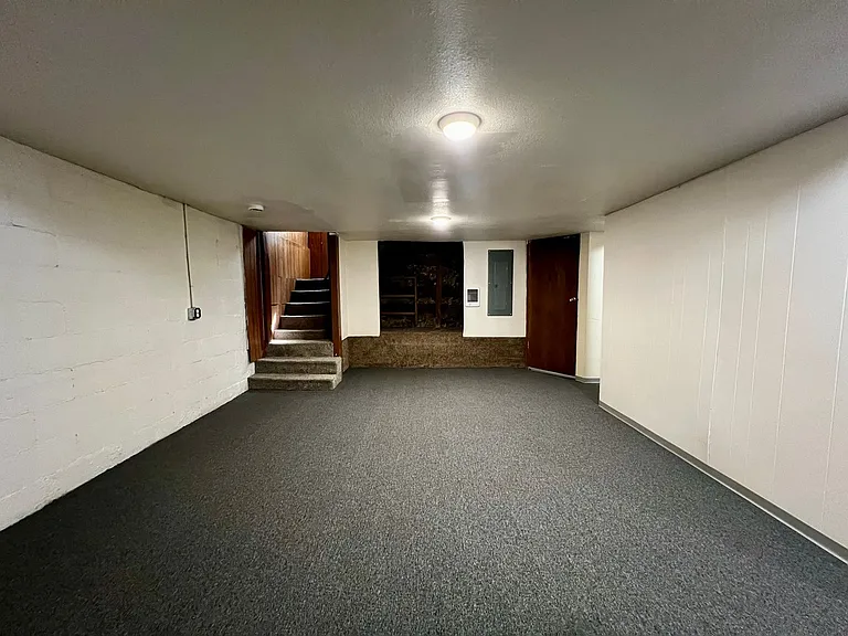 803 S 14th Ave — Photo 10