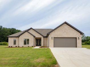 151 Spry Way, Killen, AL 35645