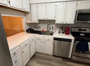 410 Stonegate Ln, Stanhope, NJ 07874