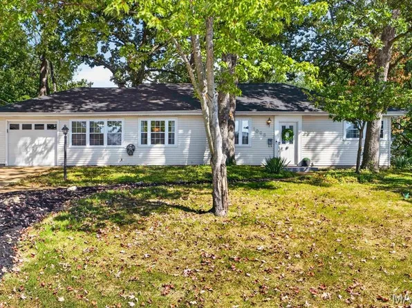 1098 Etherton Dr, Saint Louis, MO 63126