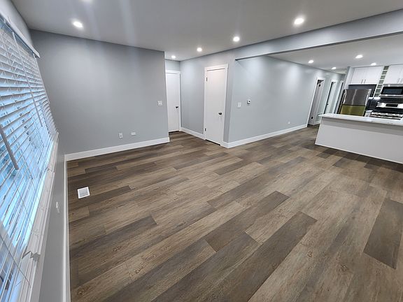 2nd image of 830 E Capri Dr Unit 1