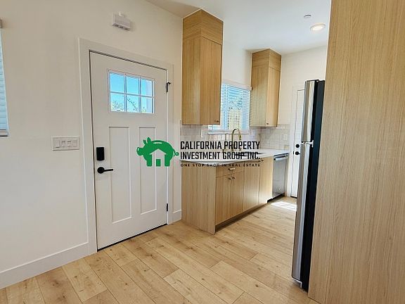 4th image of 4108 16th Ave #4108
