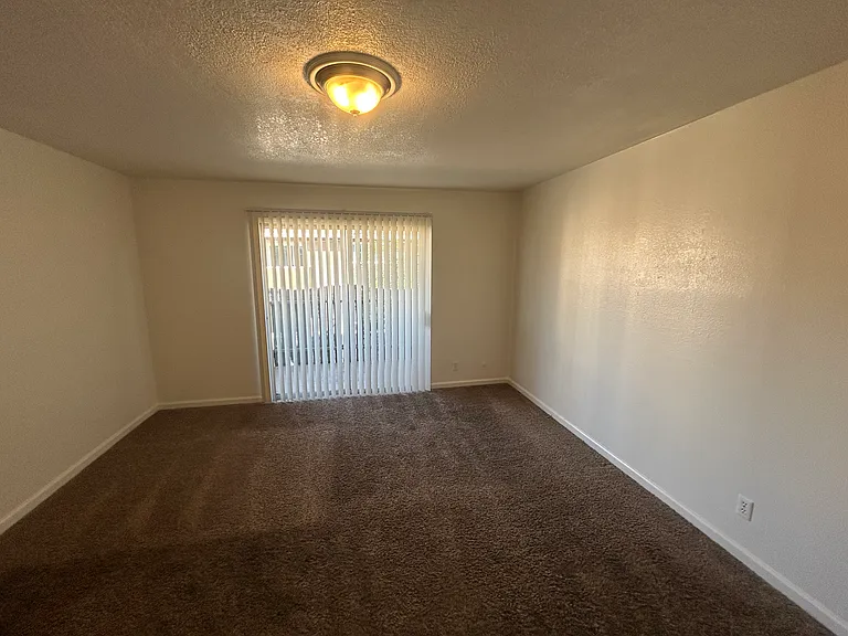 6019 N College Ave #D — Photo 3