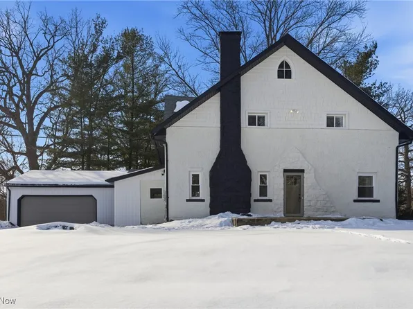 4689 Crystal Lake Ave NW, Canal Fulton, OH 44614