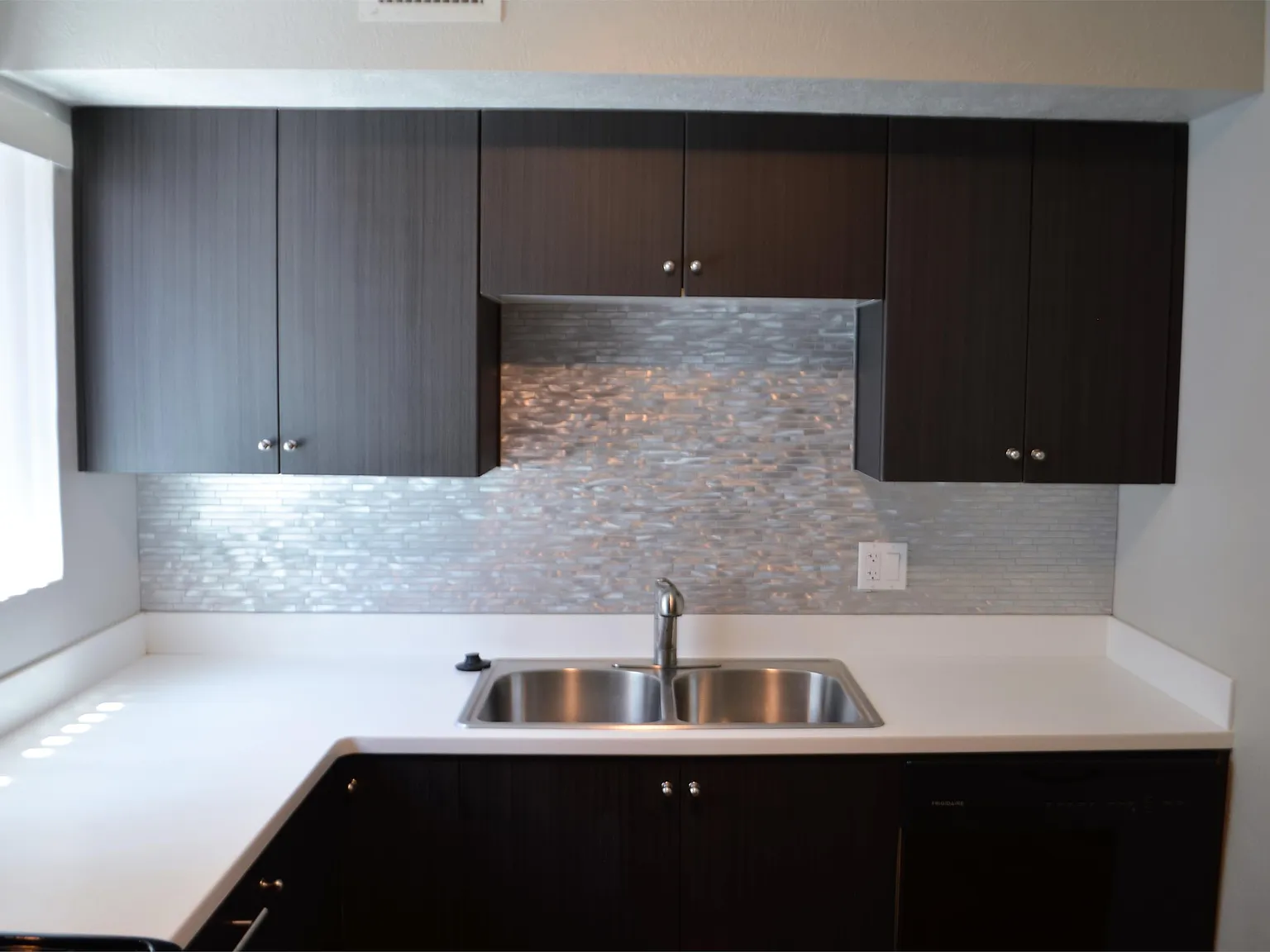 326 West Earll Drive NEW - 3 — Photo 2